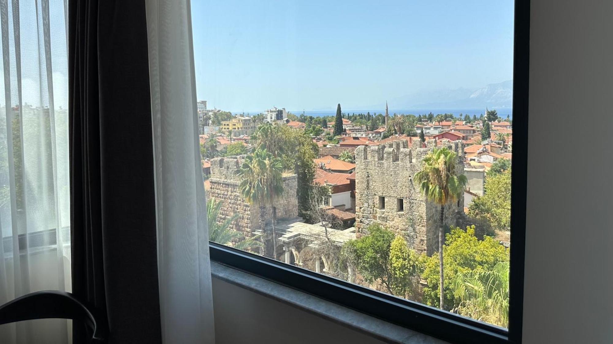 Just Inn City Antalya Eksteriør bilde